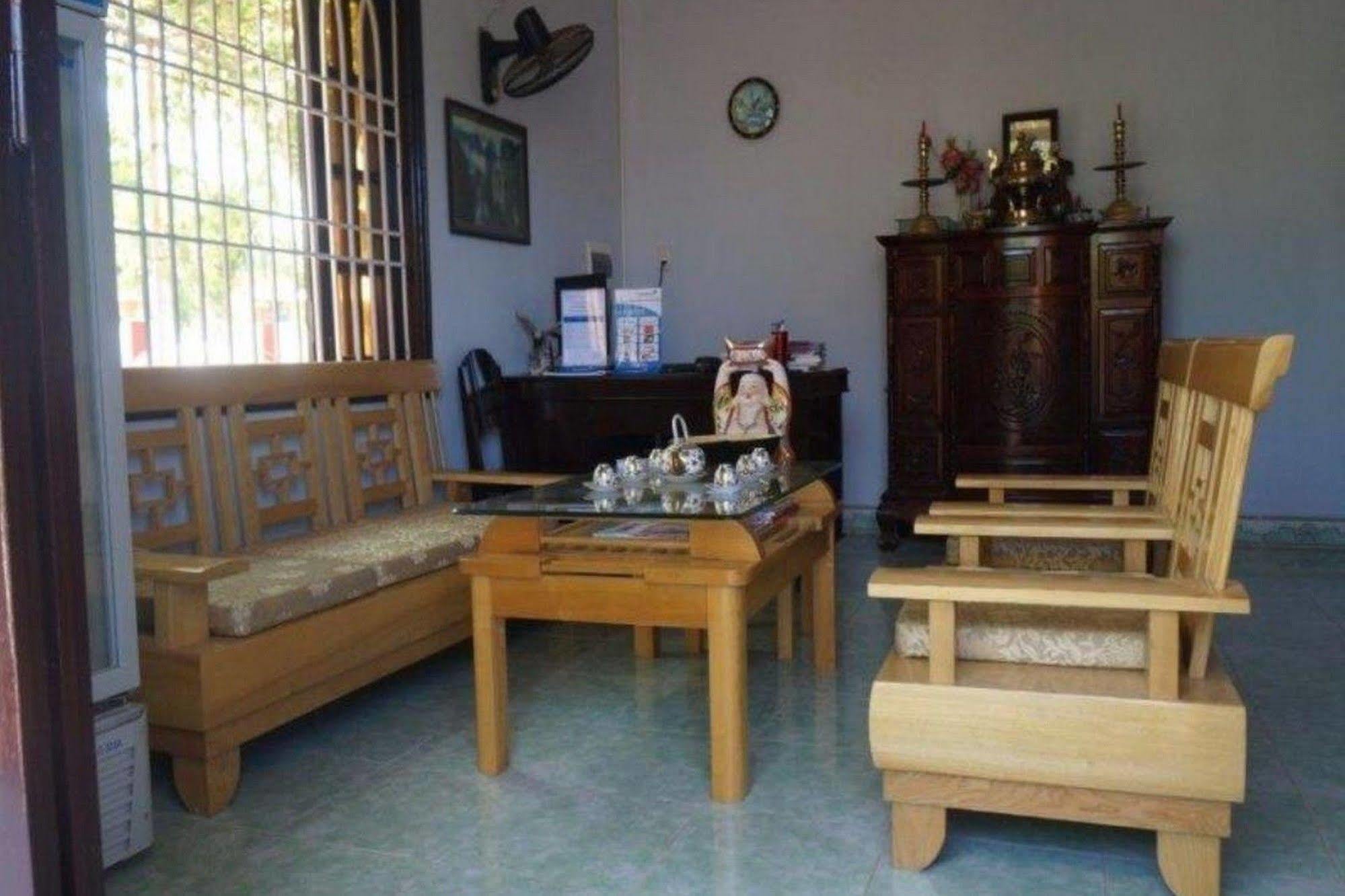 Guest house Red House -