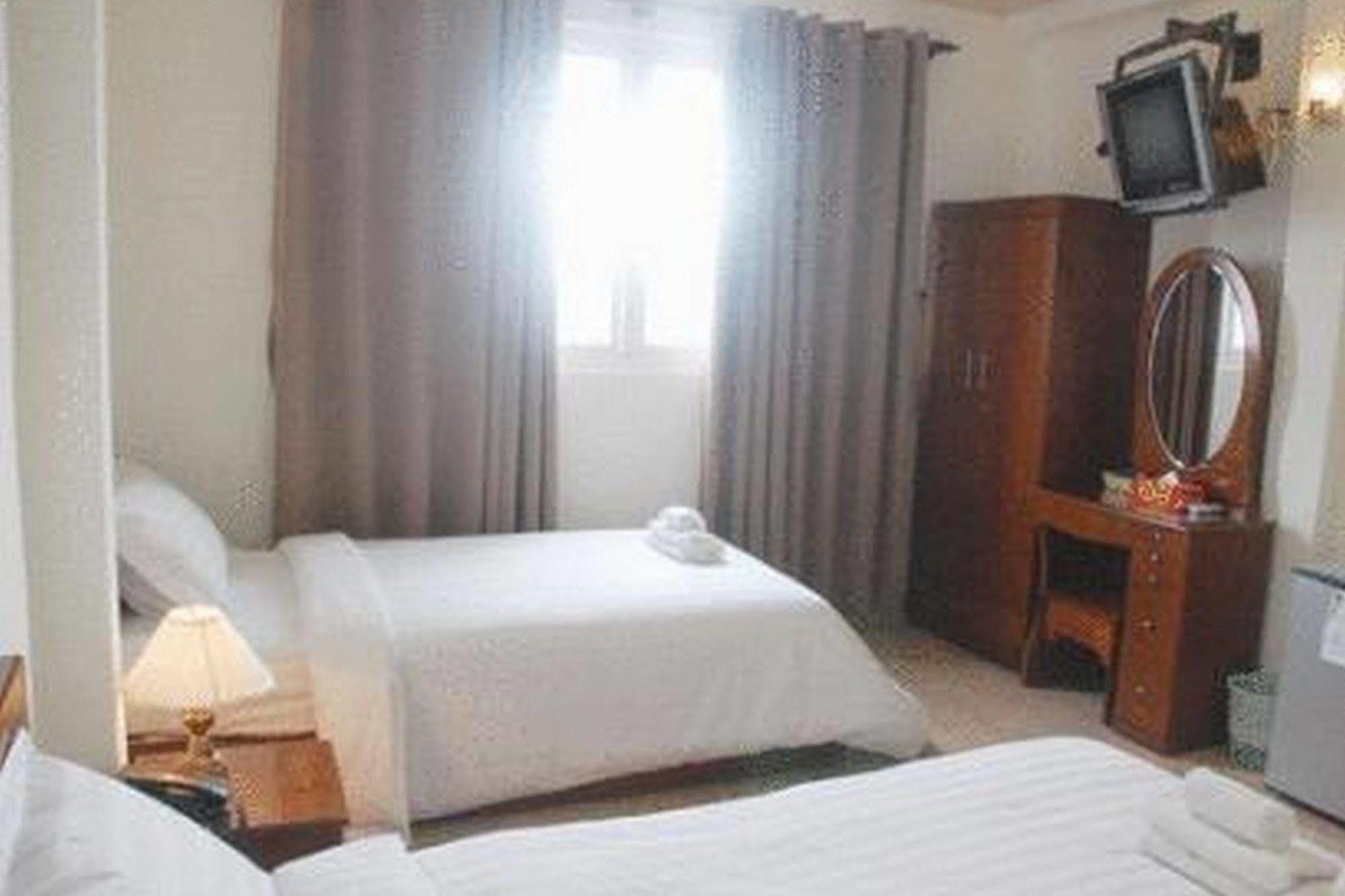 Hotel Vinh Huy 2*