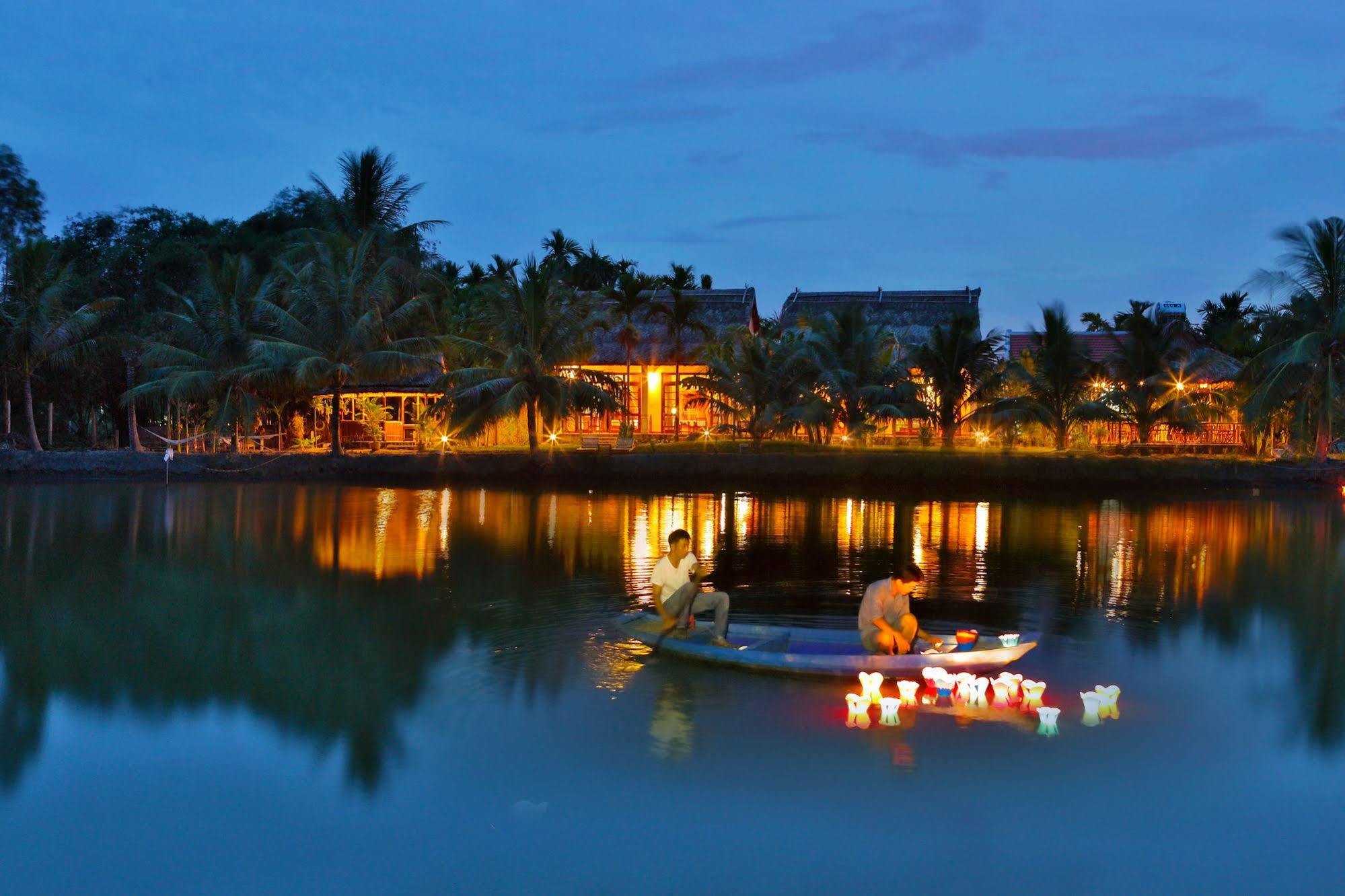 Villa Water Coconut Boutique