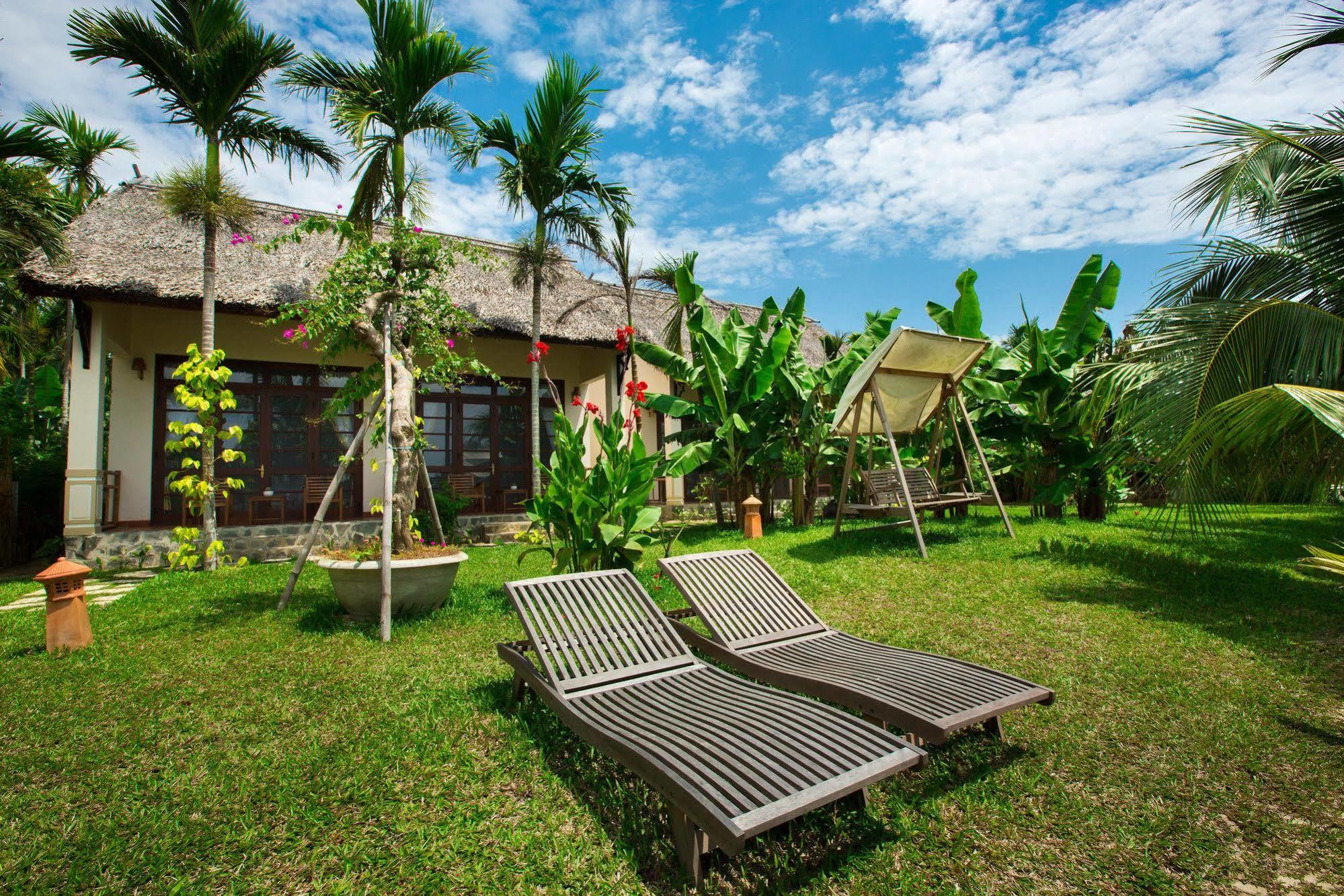 Water Coconut Boutique