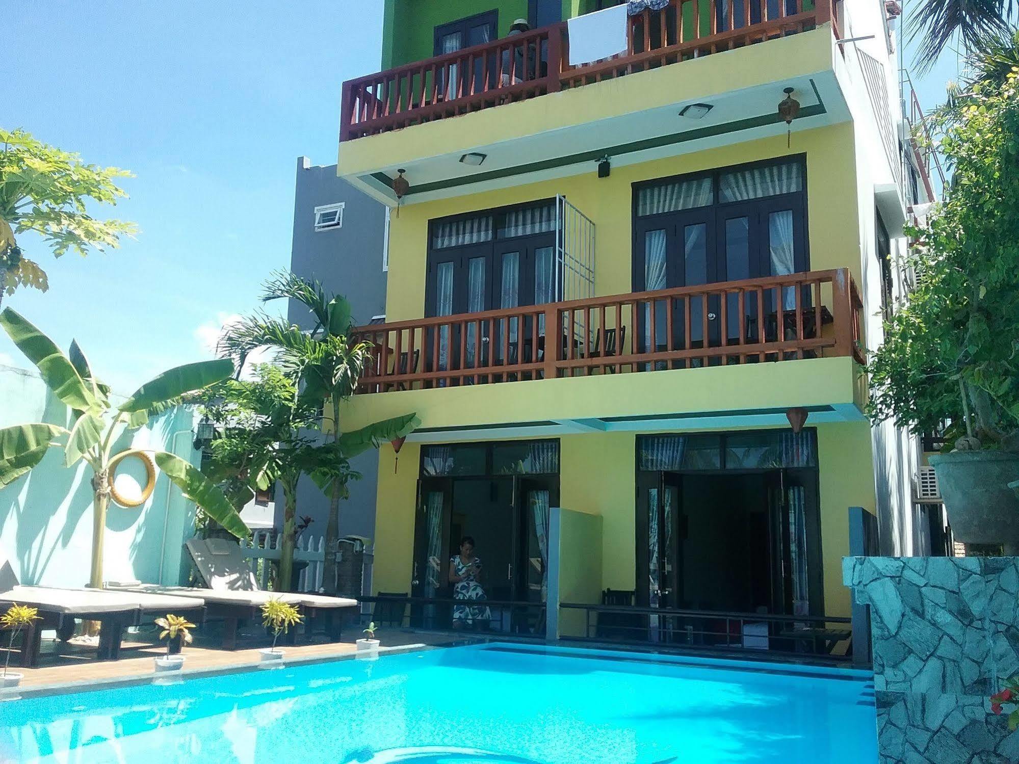 Vip Garden And Pool ,