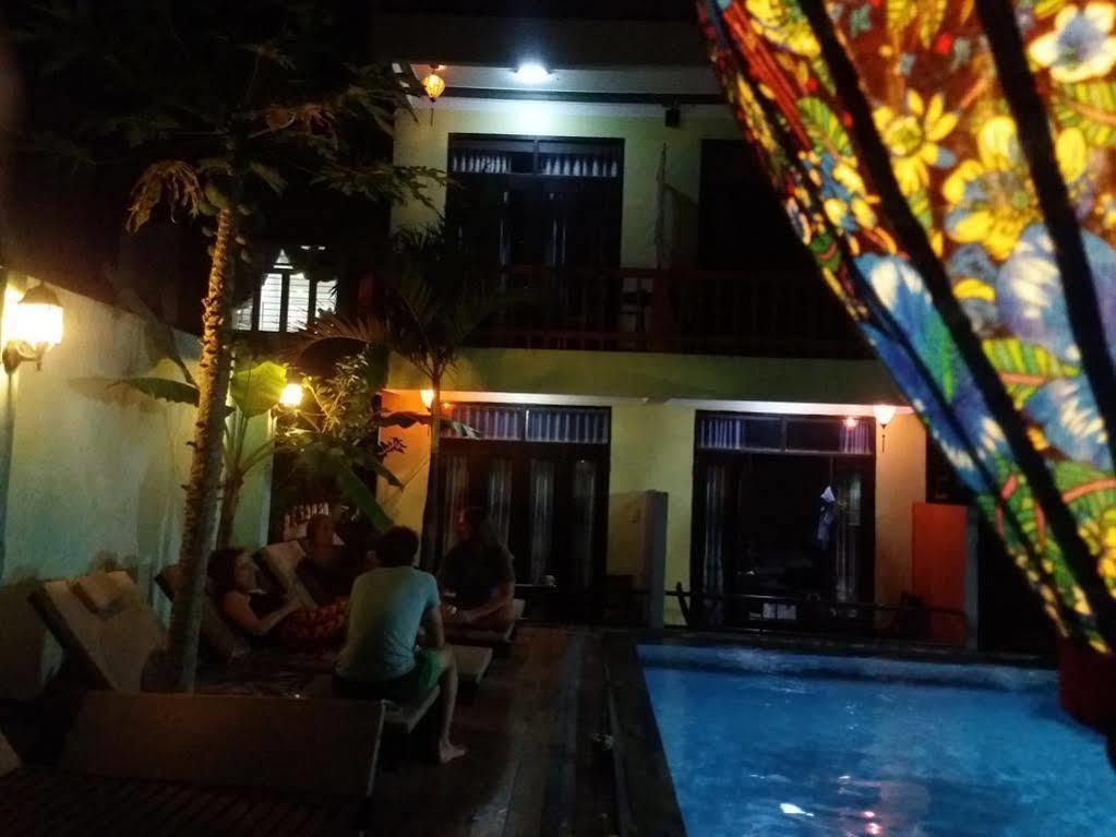 Vip Garden And Pool ,