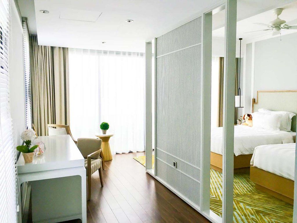 Resort Renaissance &