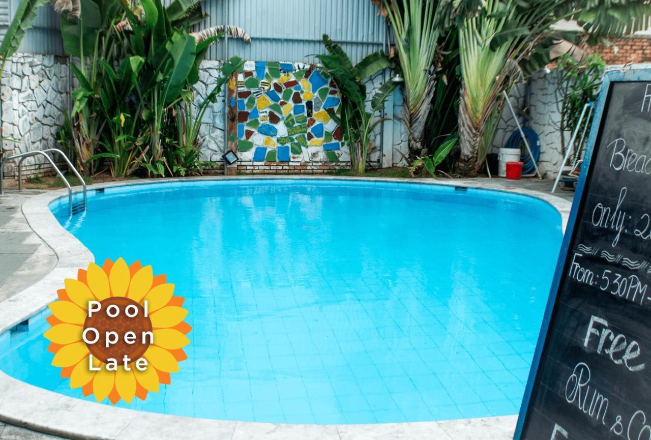 Hotel Sunflower