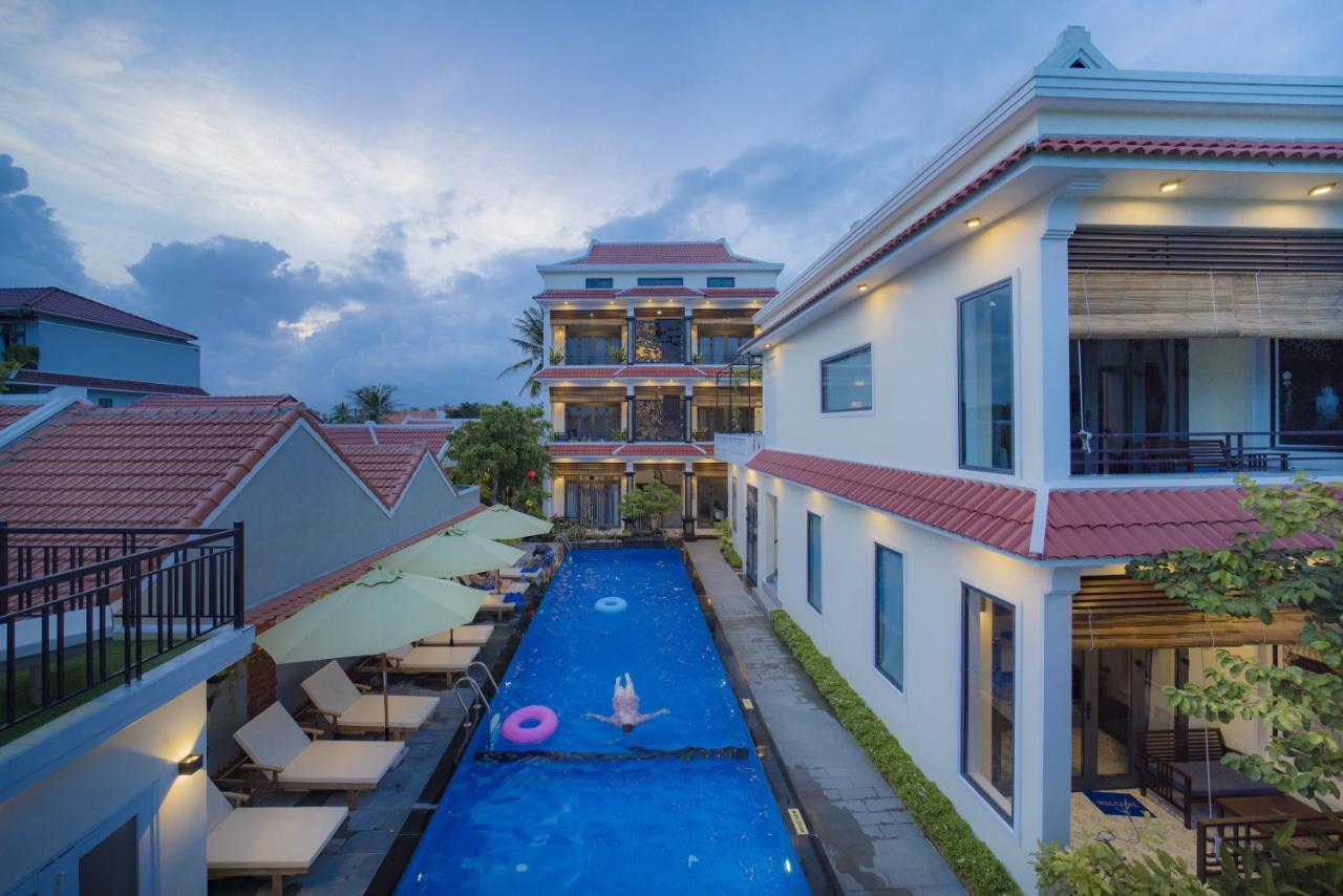Hotel River Waves 3*
