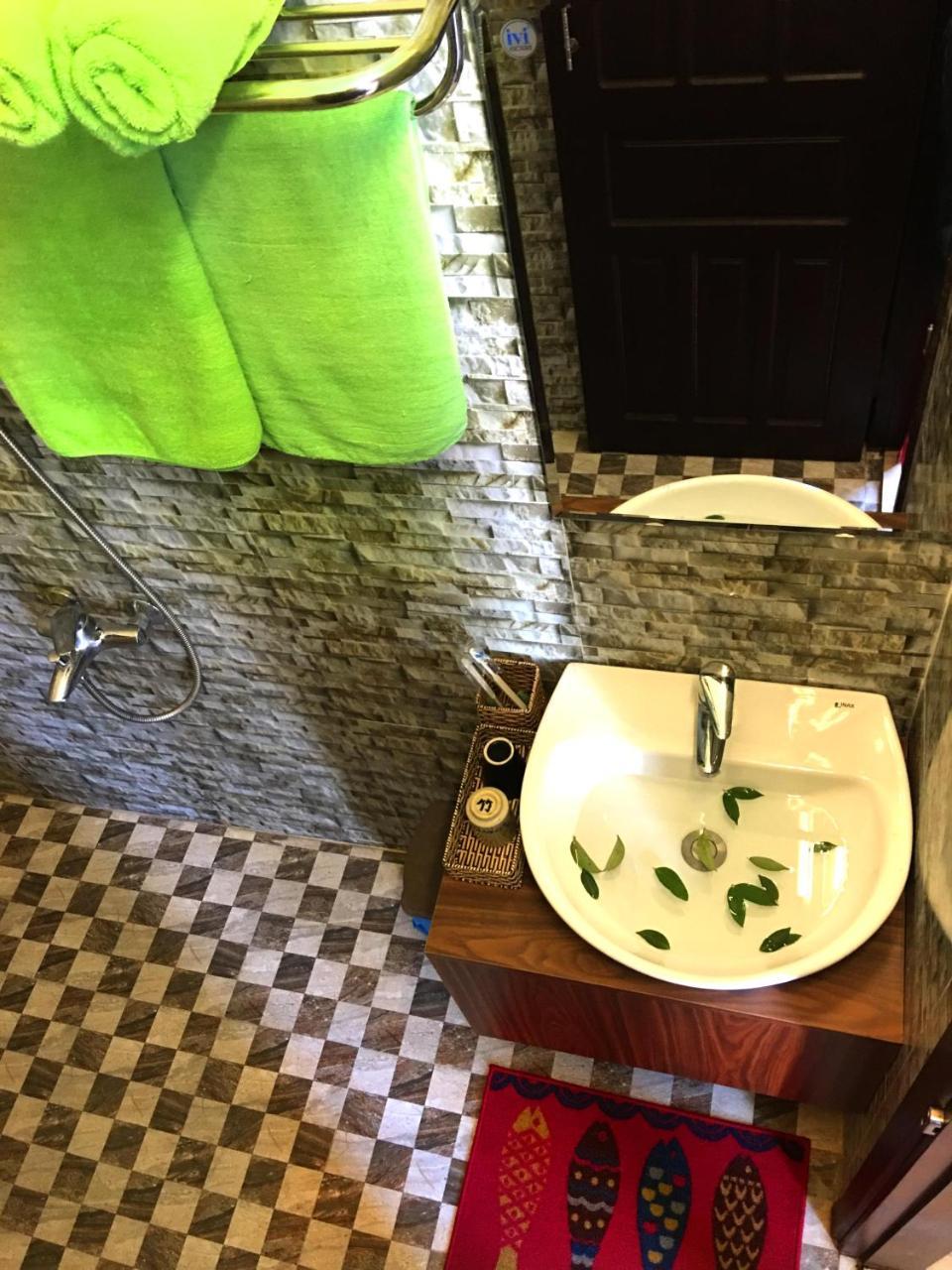 Friendlee House Bed & Breakfast Hoi An