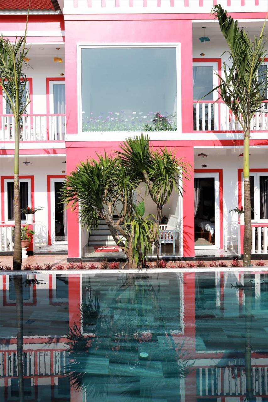 Guest house Red House -