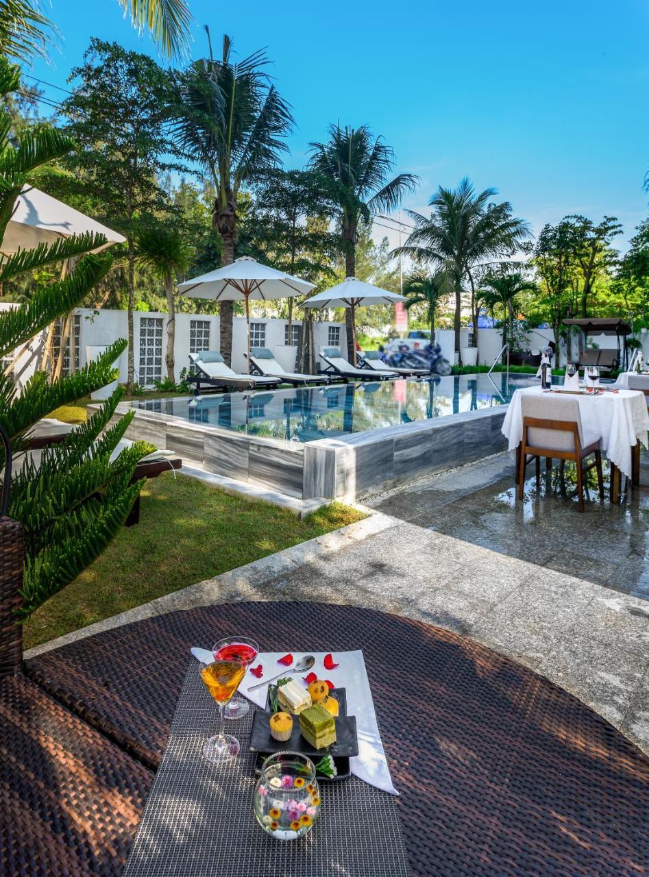 The Blossom Ocean Front & Hotel 4*