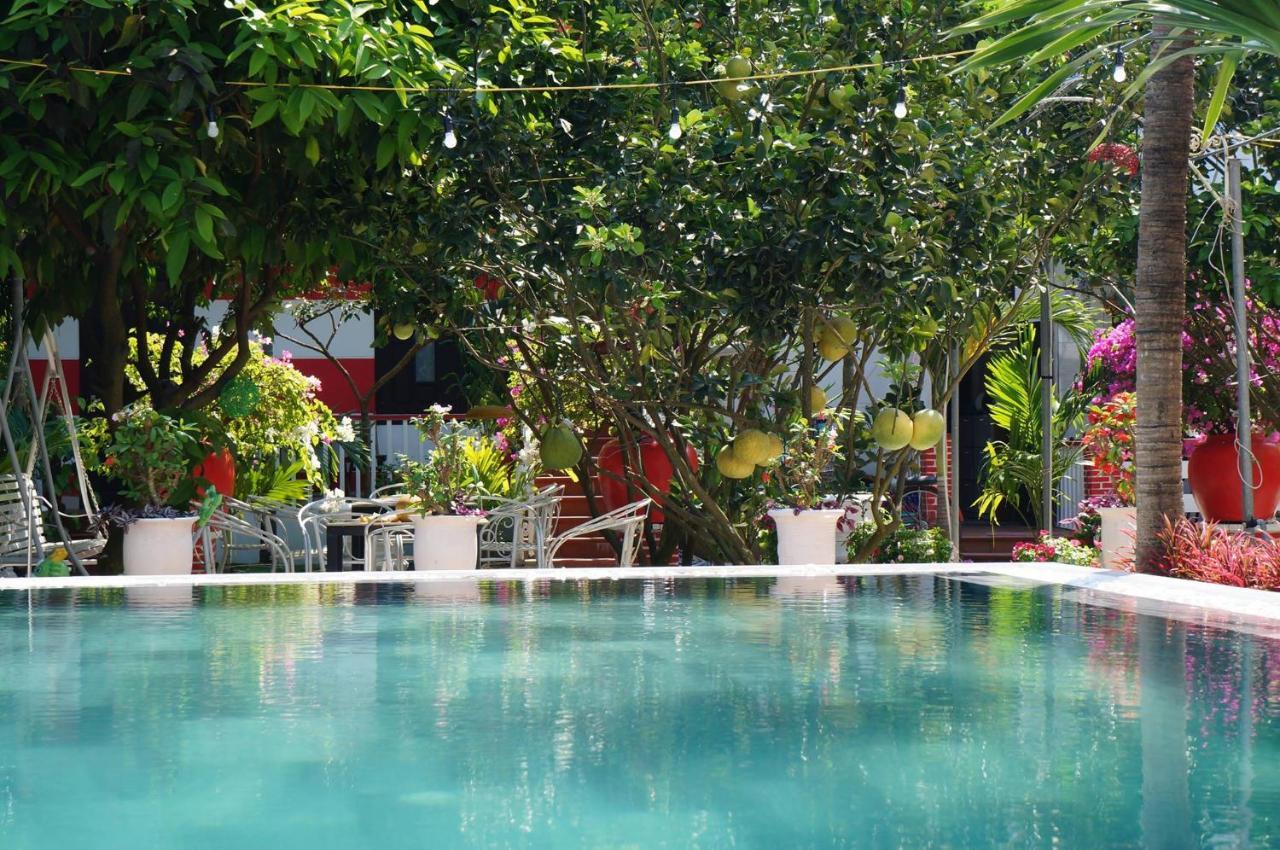 Guest house Red House - 2*