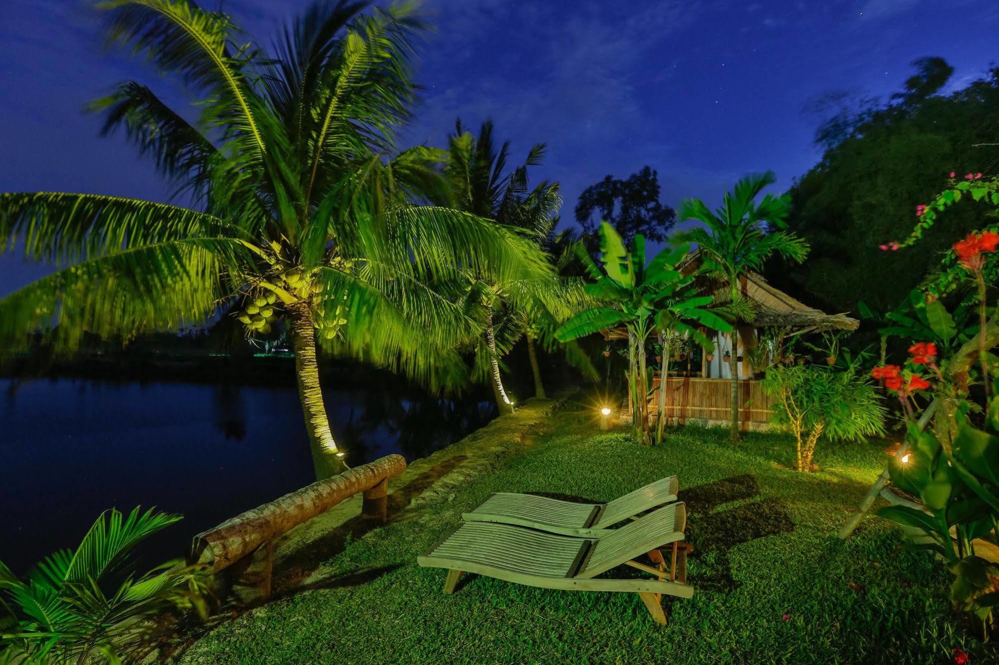 Water Coconut Boutique Villa Hoi An