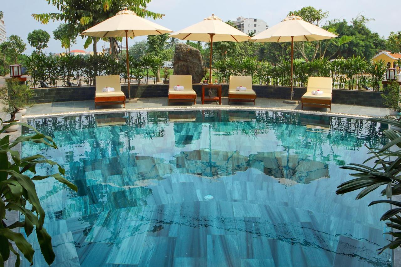Threeway Riverside Hoi An