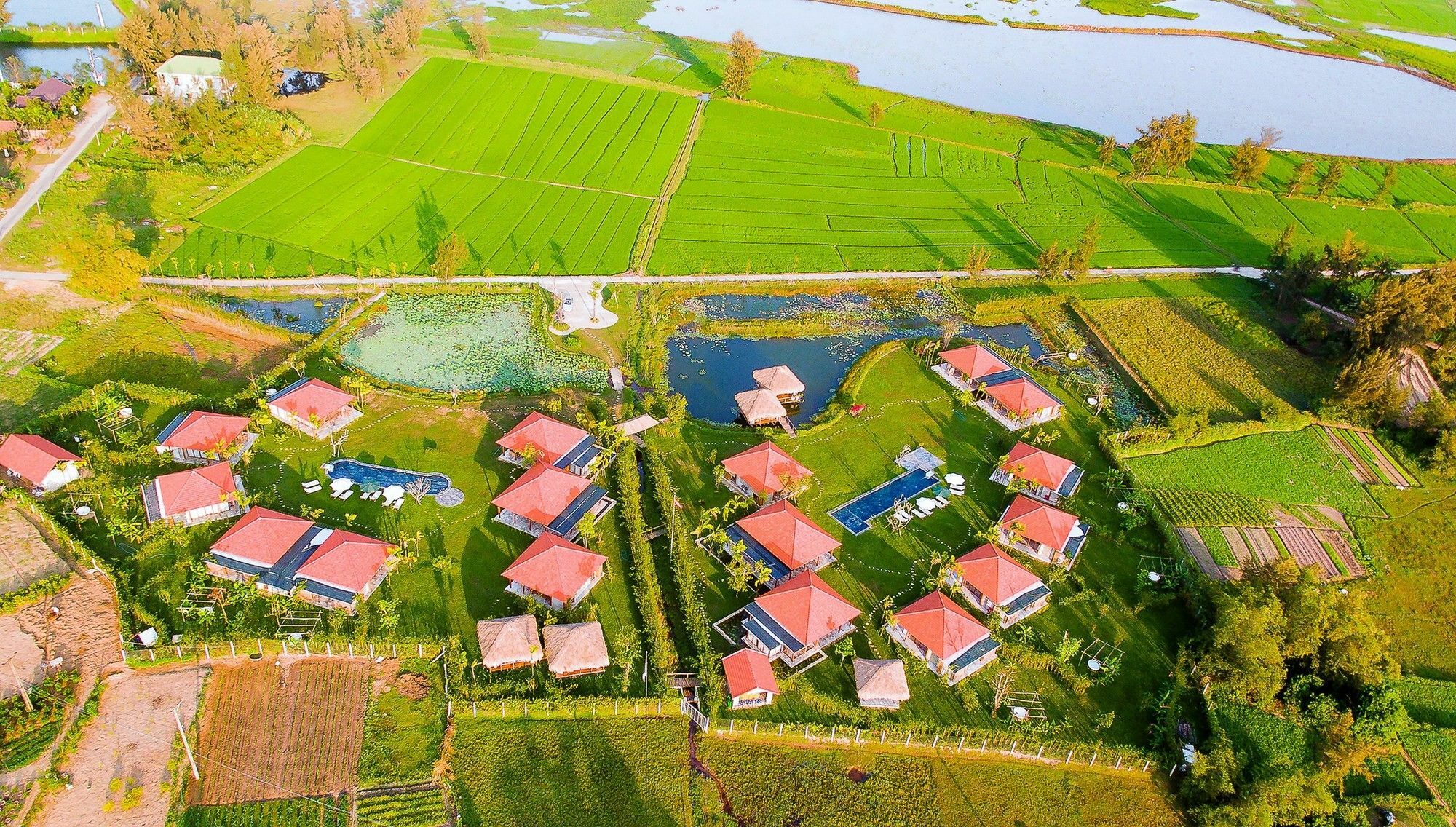 Khách sạn Allamanda Estate 4*