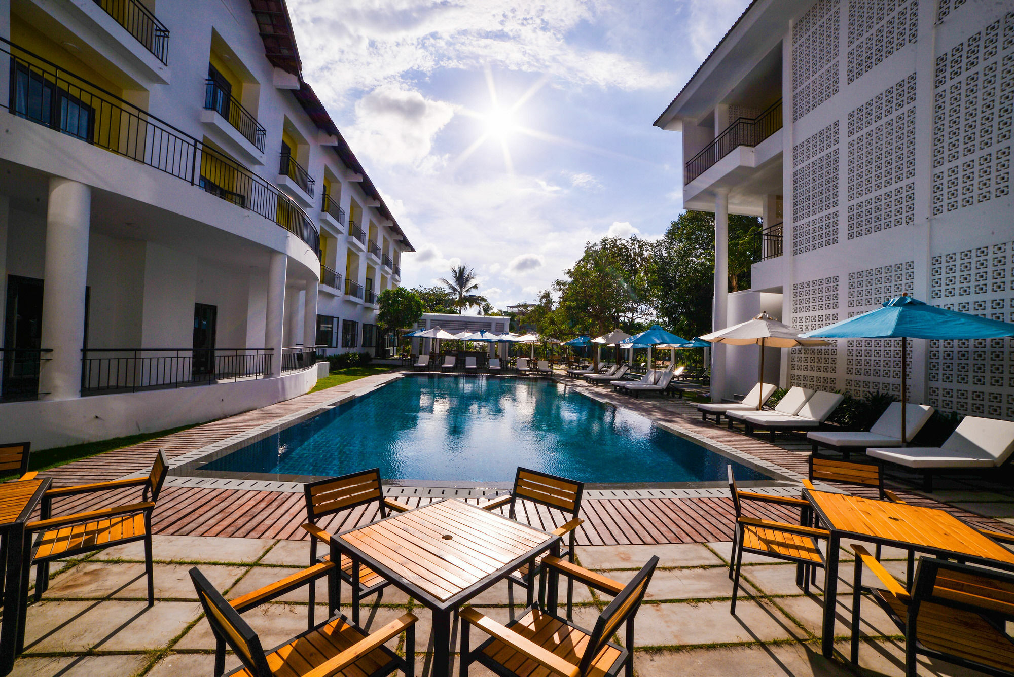 Emm Hotel 4*