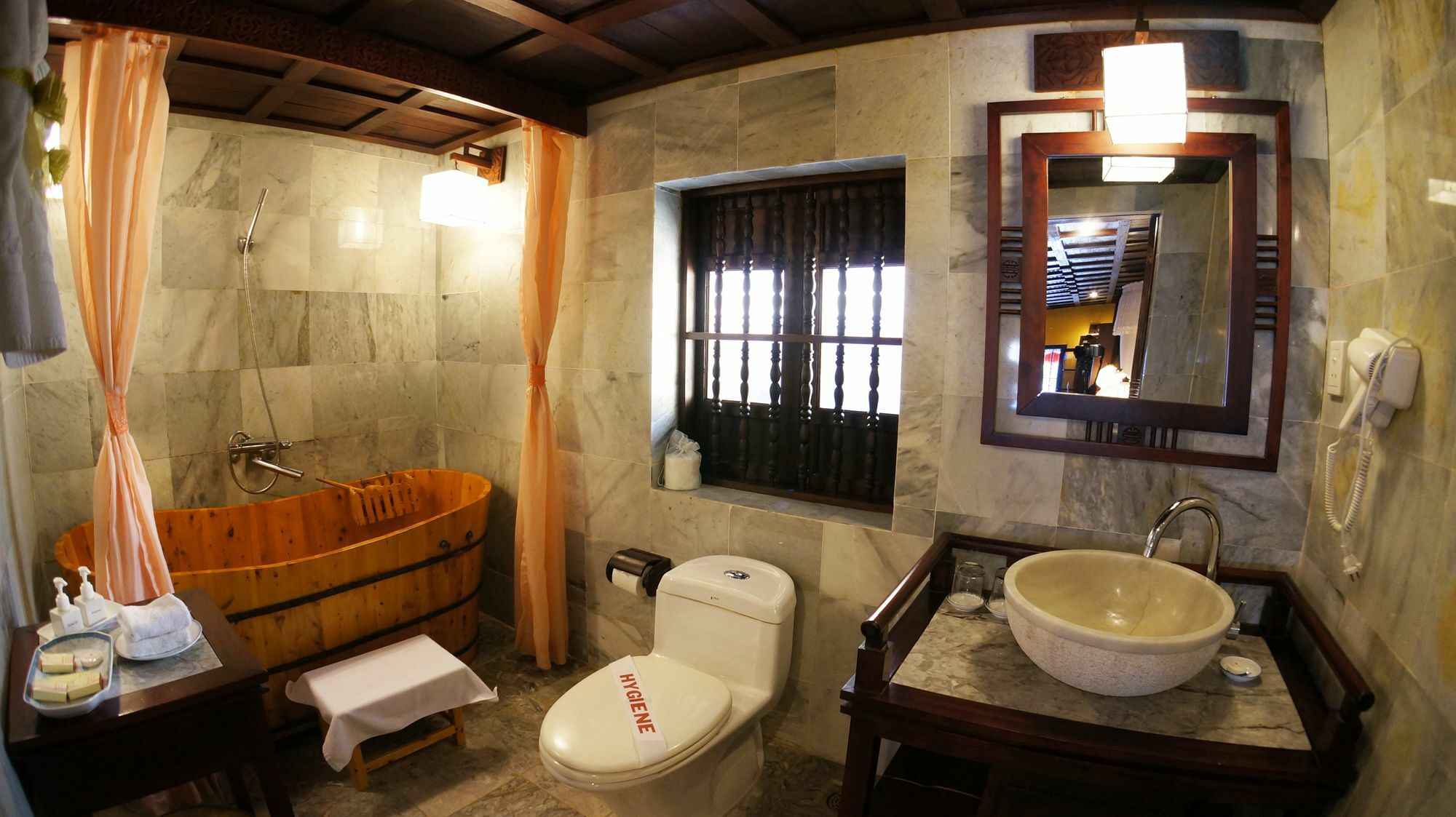 Vinh Hung Heritage Hotel