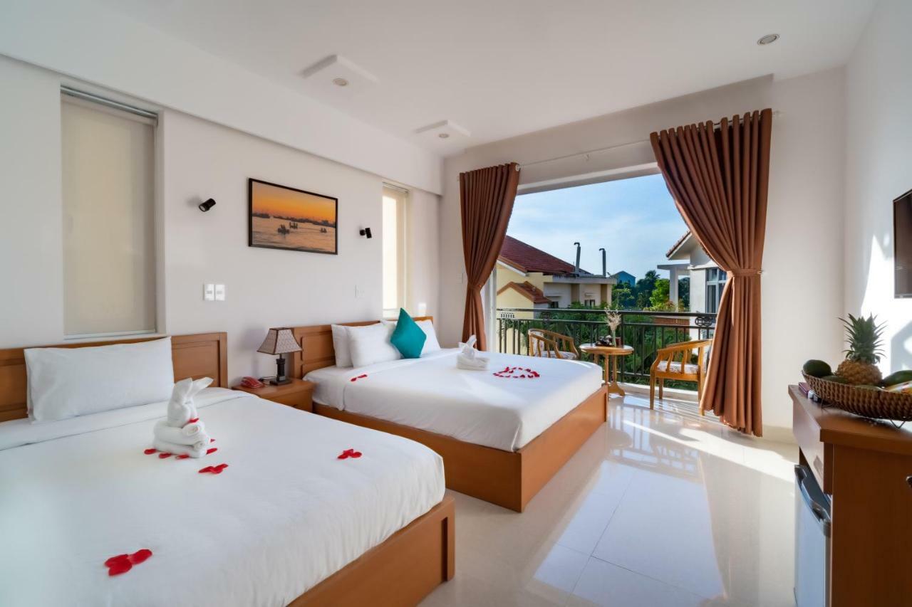 Ideal And Hostel