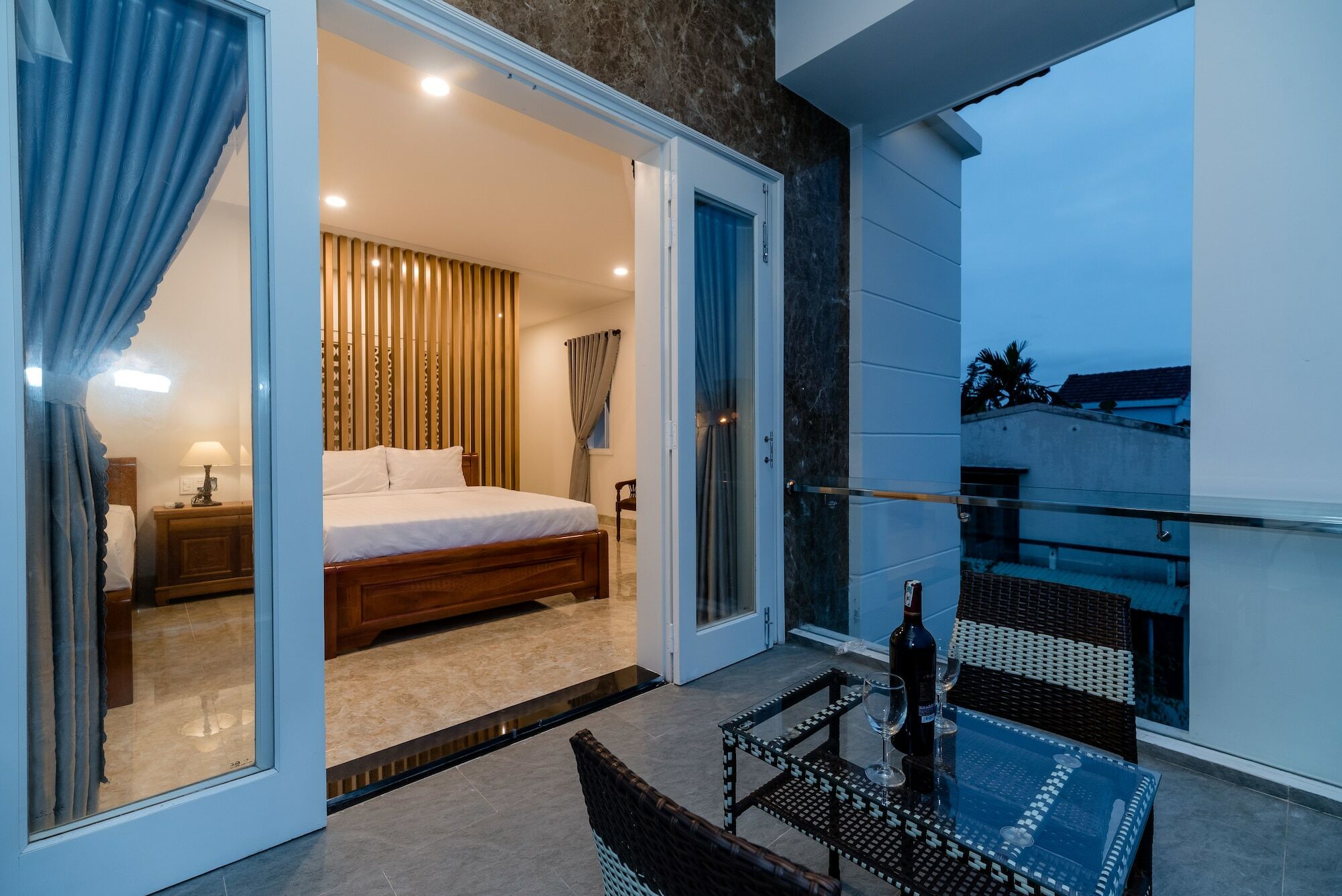 Chi Thanh Hotel 3*