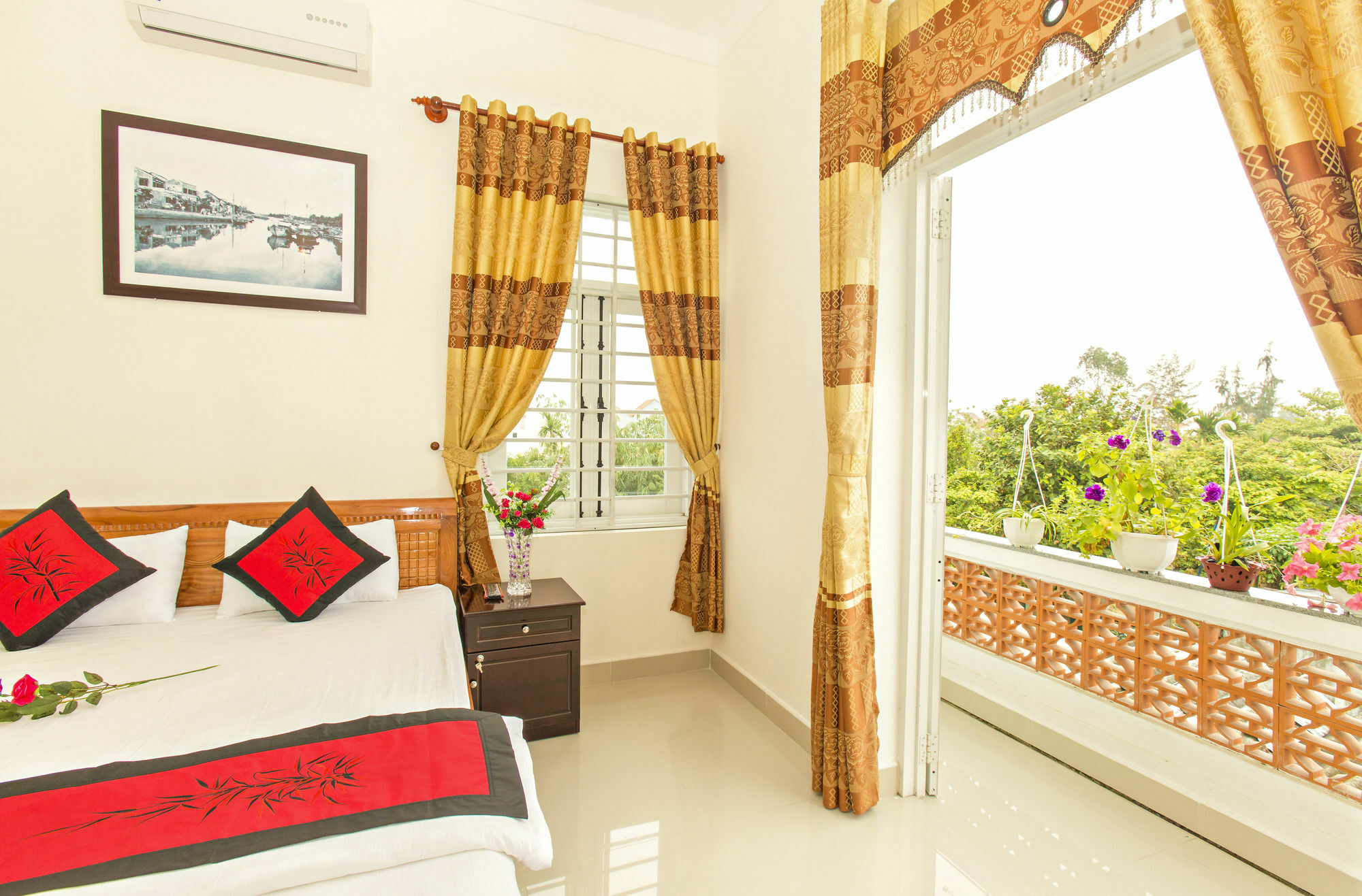Hotel Hoa Thien