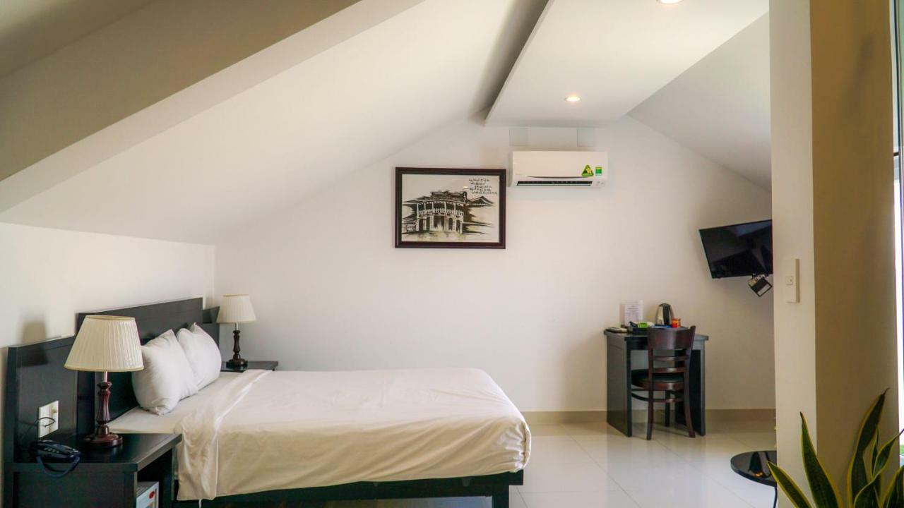 Riverside White House Hotel Hoi An