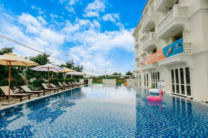 Oriental Hotel