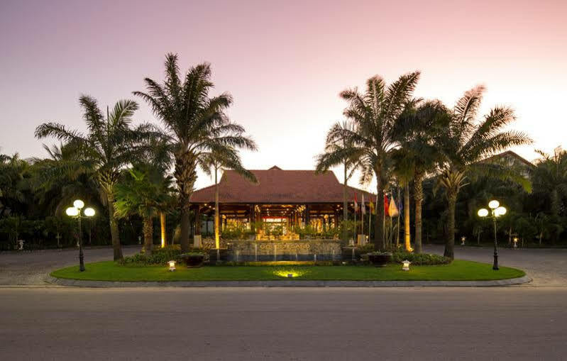 Golden And Resort