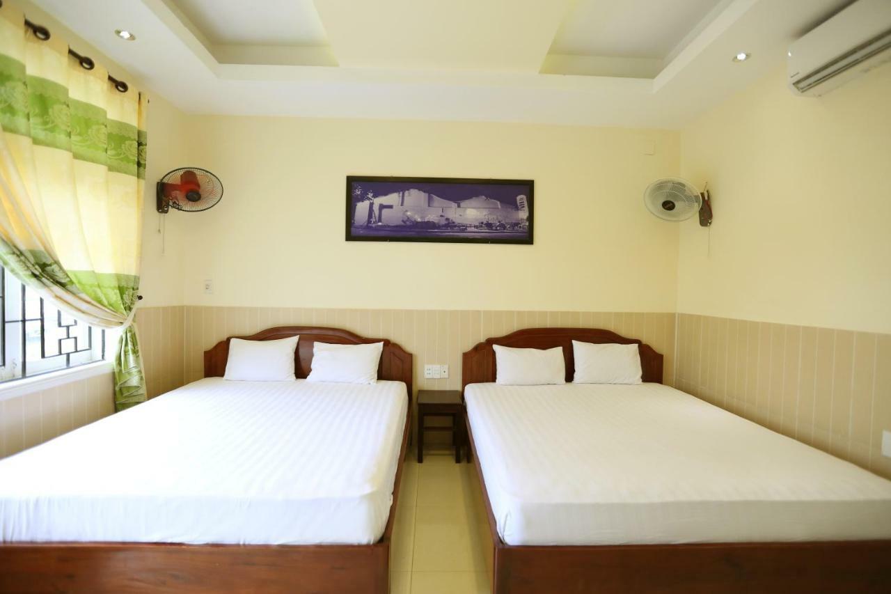 Hotel Minh Quang