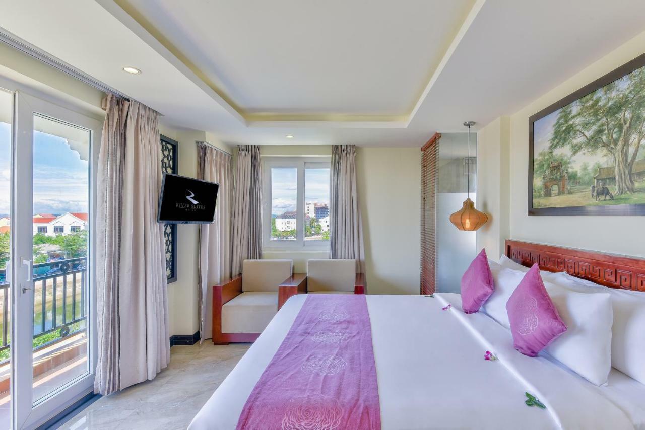 Hotel River