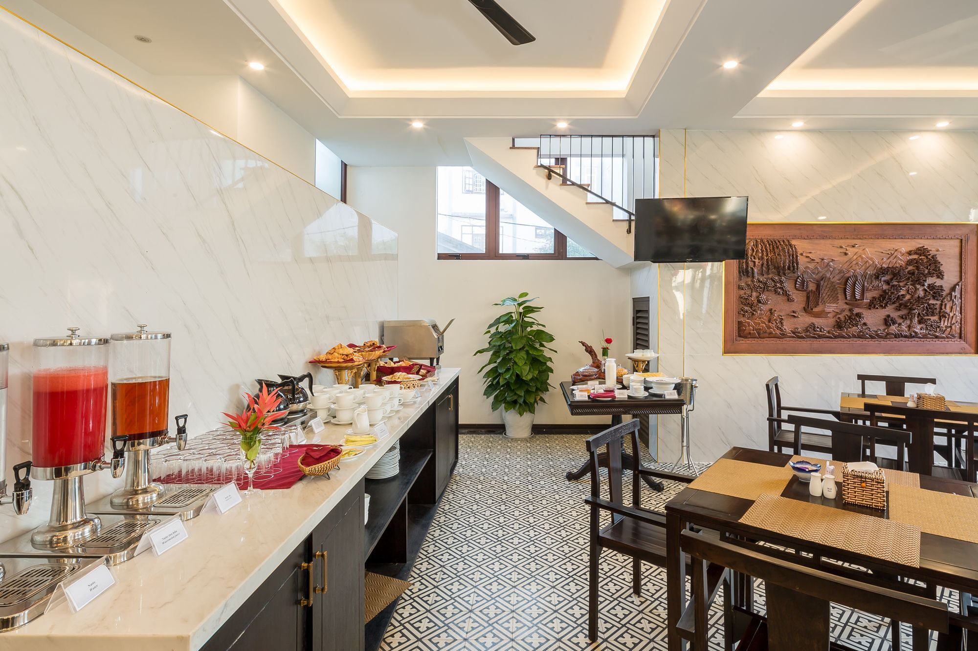 Emotion Boutique Hotel 3*