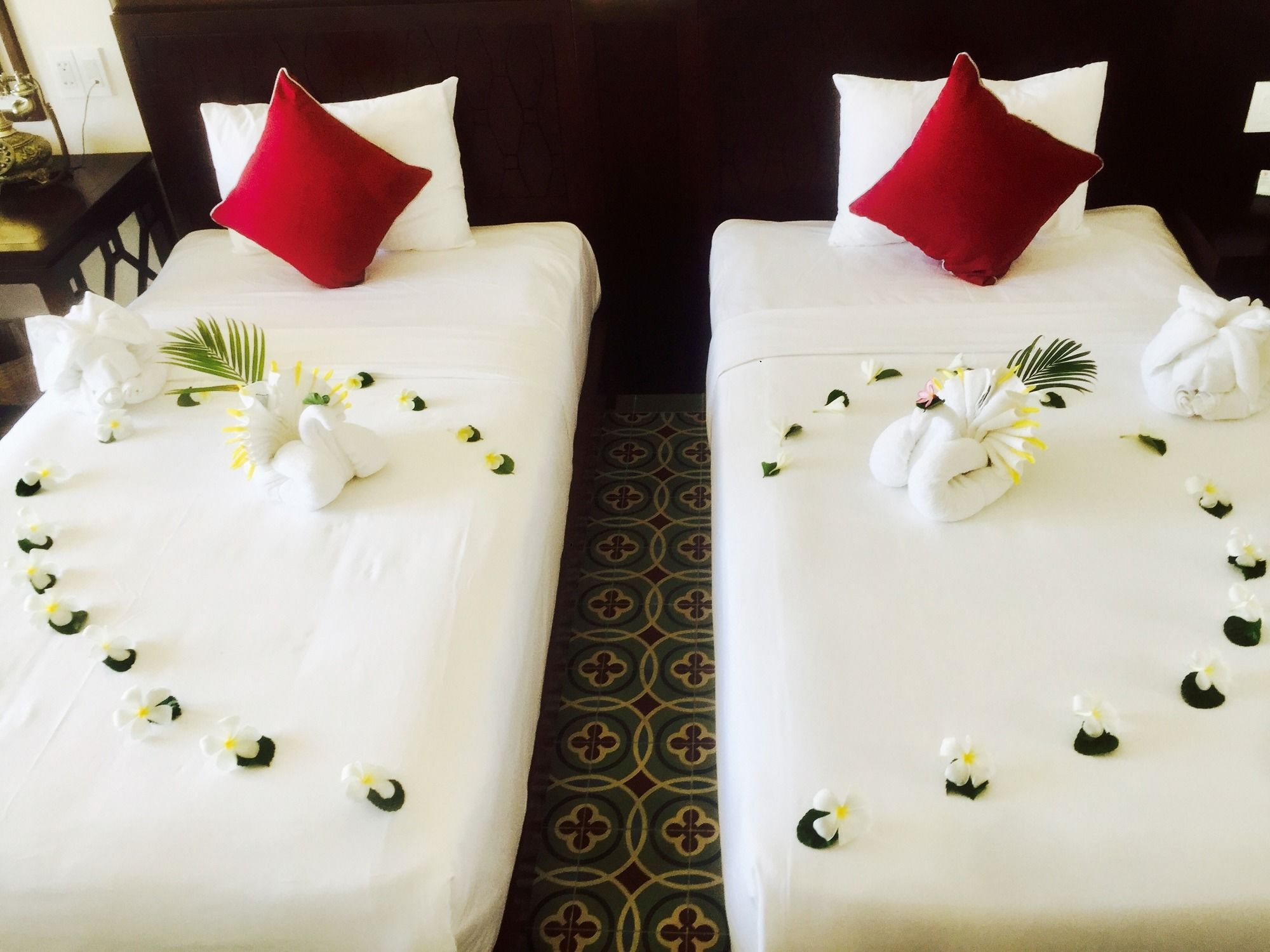 Hotel Lantana Riverside Boutique & 4*