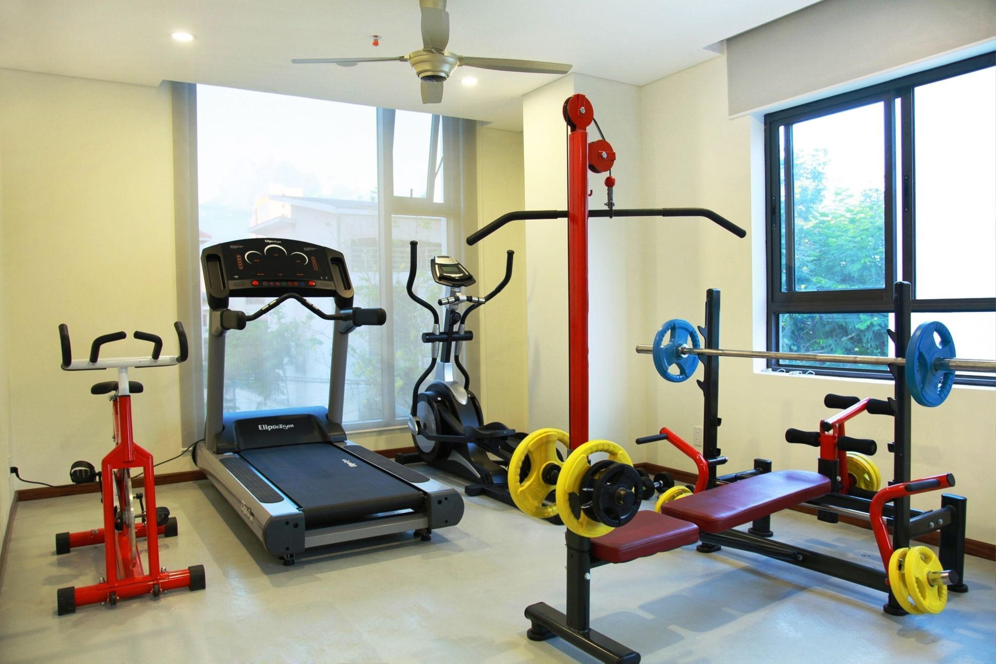 Hotel Lantana Riverside Boutique &