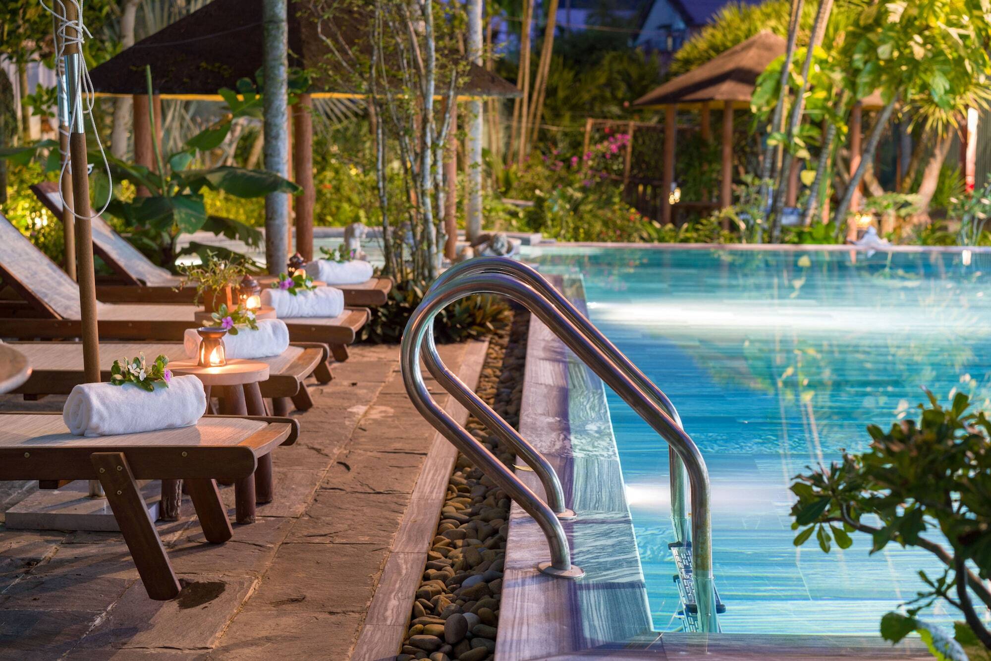 M2luxe Nipa Riverside Hoian Hotel Hoi An