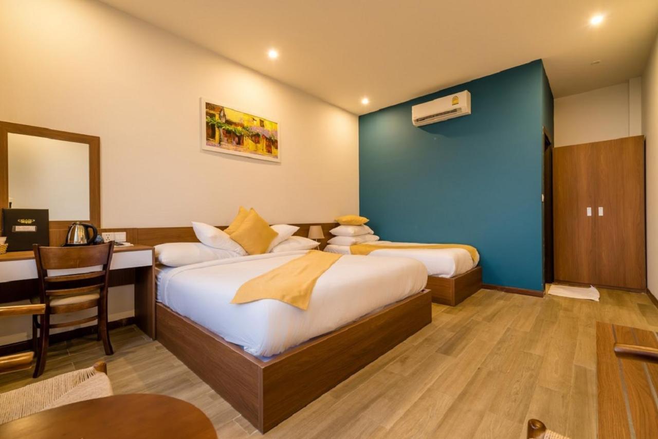 Majestic Hotel 3*