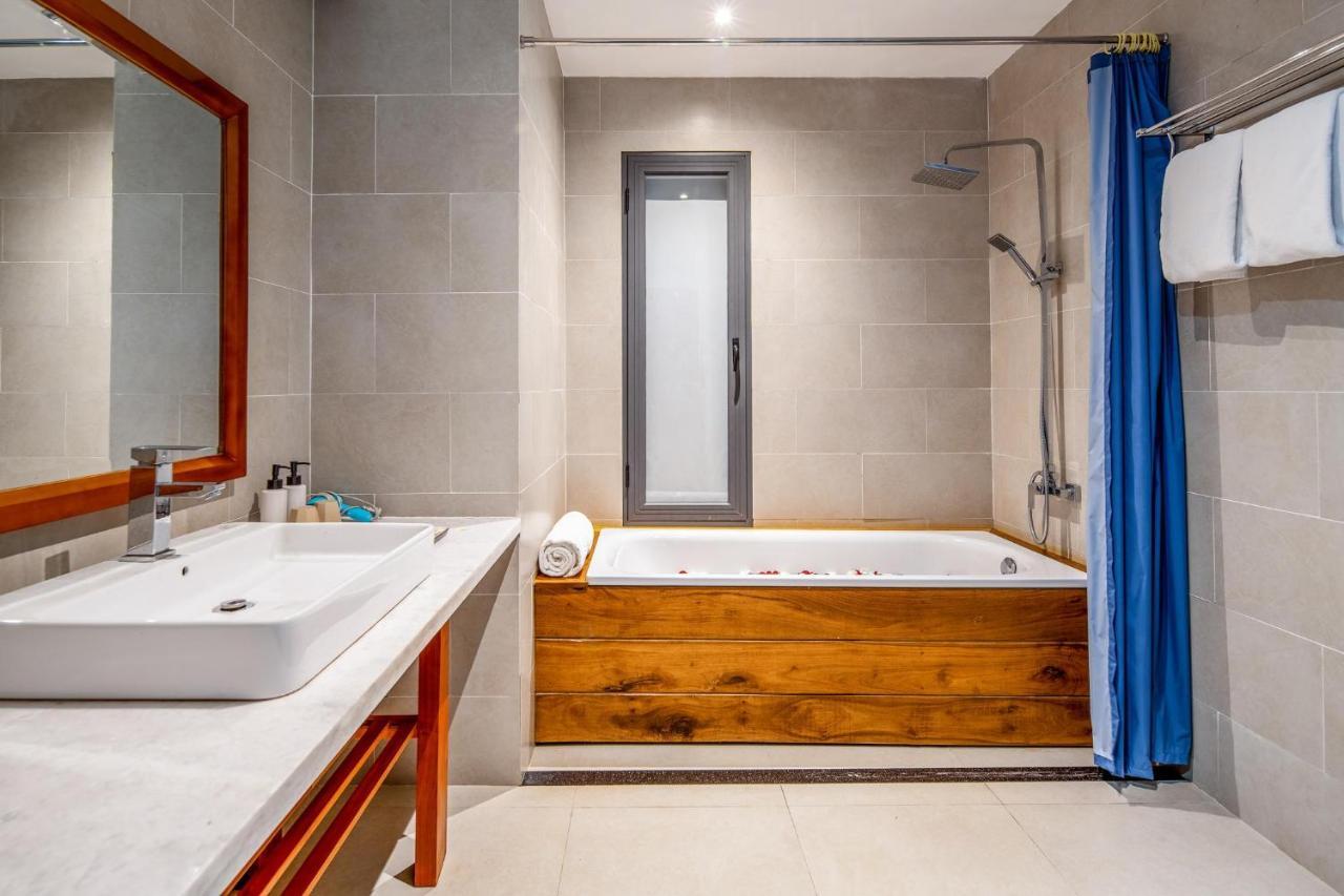 Hoa Co - Garden & Poolview Hotel Hoi An