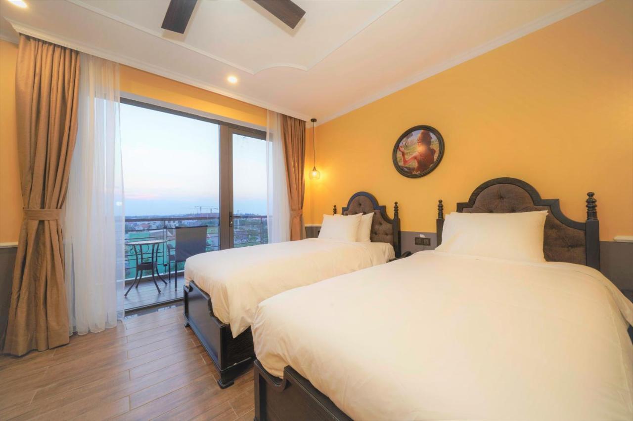Athenia Boutique & Hoi An