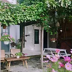 Mimi House