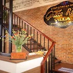 Hoi An Grace River Villa