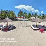 Hoa Co Villa - Garden & Poolview