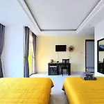 Flamingo Villa Homestay - Big Rooms With Balcony - Close To Hoi An Old Town 200M & Temple Bridge - Large Outside Pool For Sun Bathing