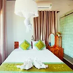 Carambola Homestay