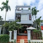 Viet Nhat Homestay