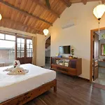 An Bang Beach Villa