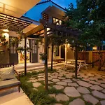 Mimi House