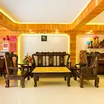 Oyo 119 Sunshine Beach Hotel