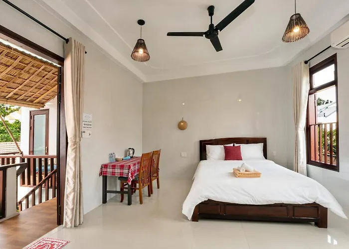 Pink Beach Homestay