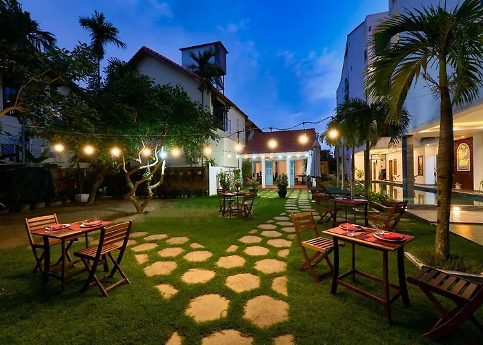 Legend Charm Boutique Hoi An Hotel