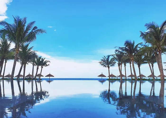 Wyndham Hoi An Royal Beachfront Resort
