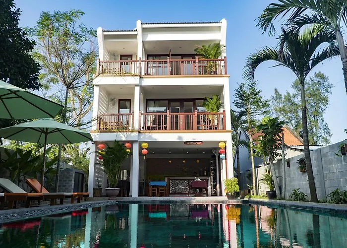 Louis Villa Hoi An