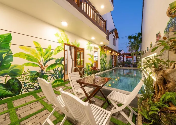 Blue Whale Homestay