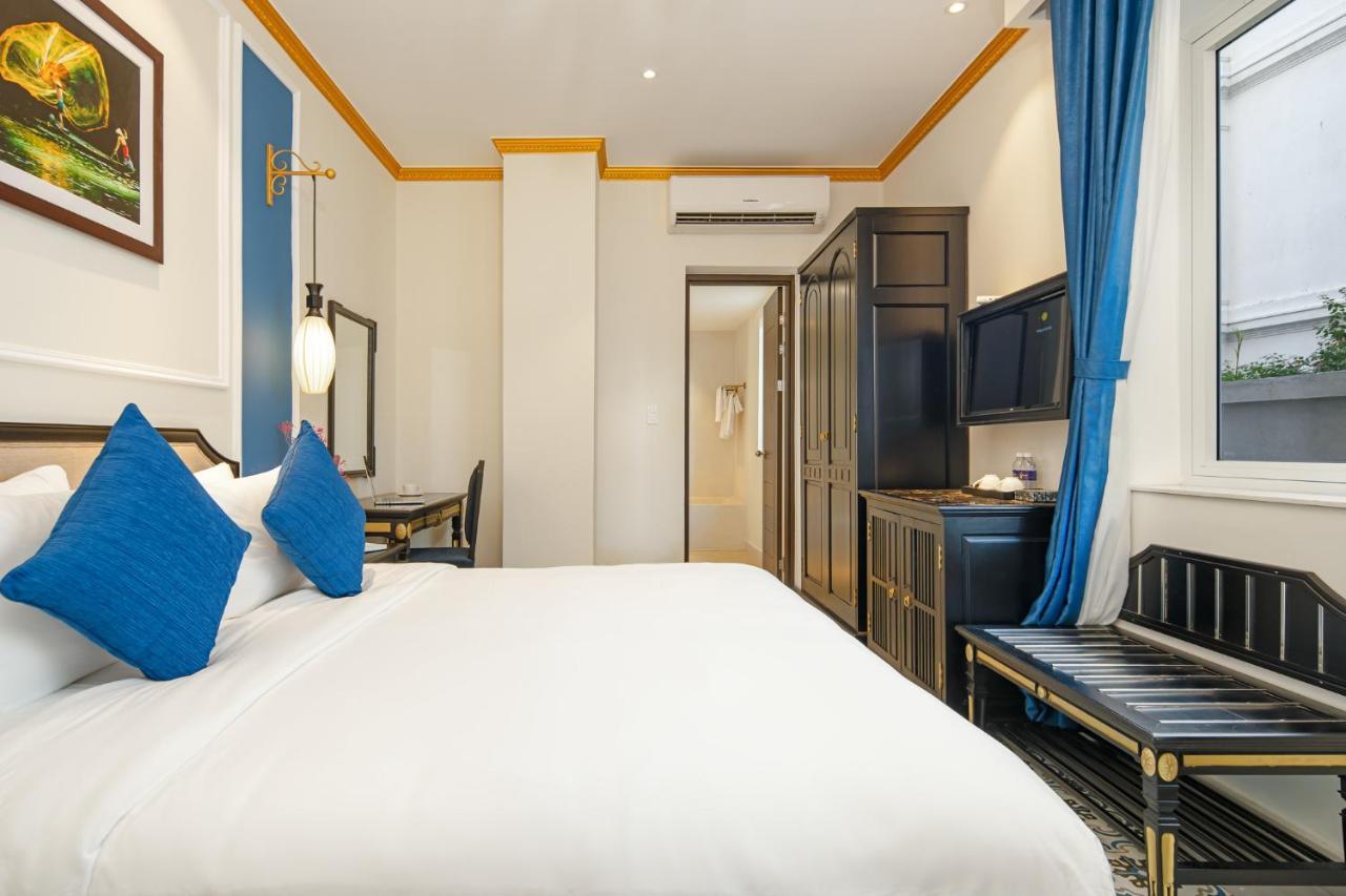 Hotel Blue Sky Boutique & 4*