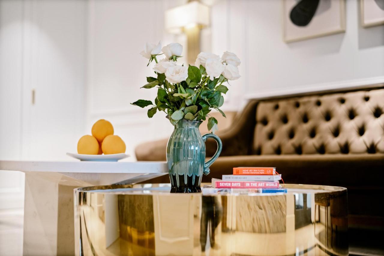 Hotel Le Pavillon Gallery &