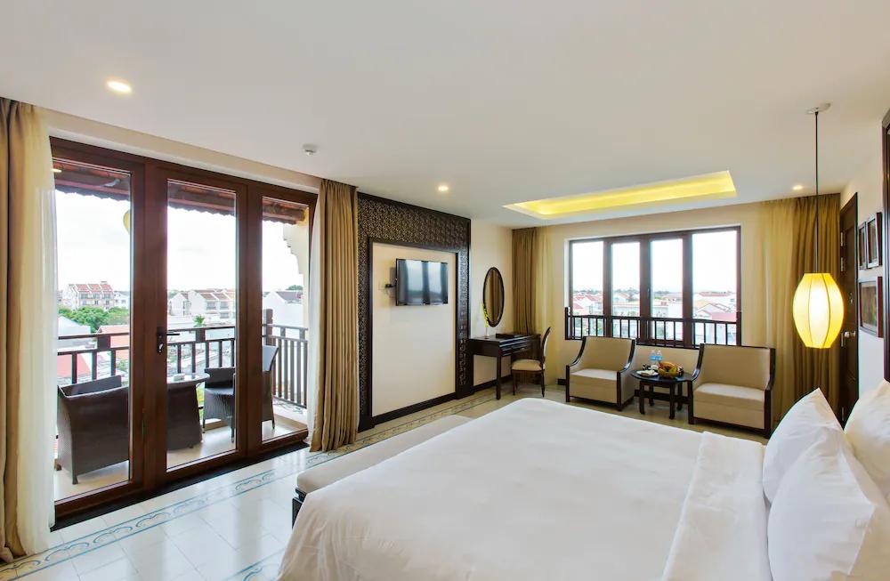 Hotel Mulberry Collection Silk Marina Imperial Wing